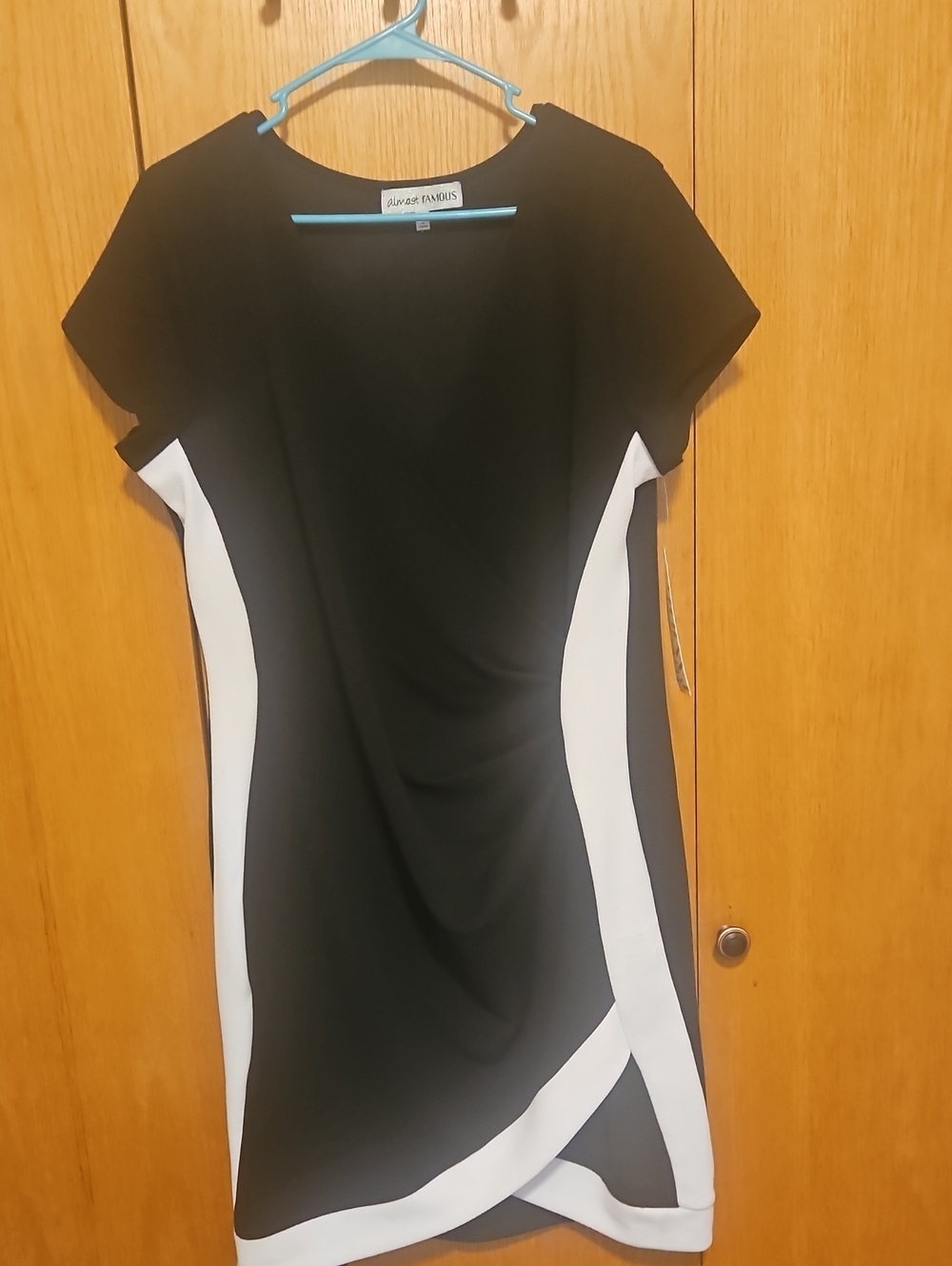 Almost Famous Fitted Black And White Dress Nwt